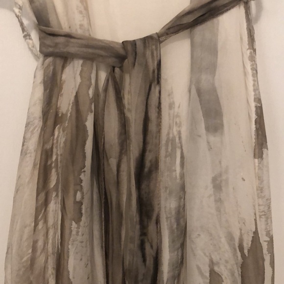 Flowy Grecian style maxi silk lined dress - Picture 2 of 10